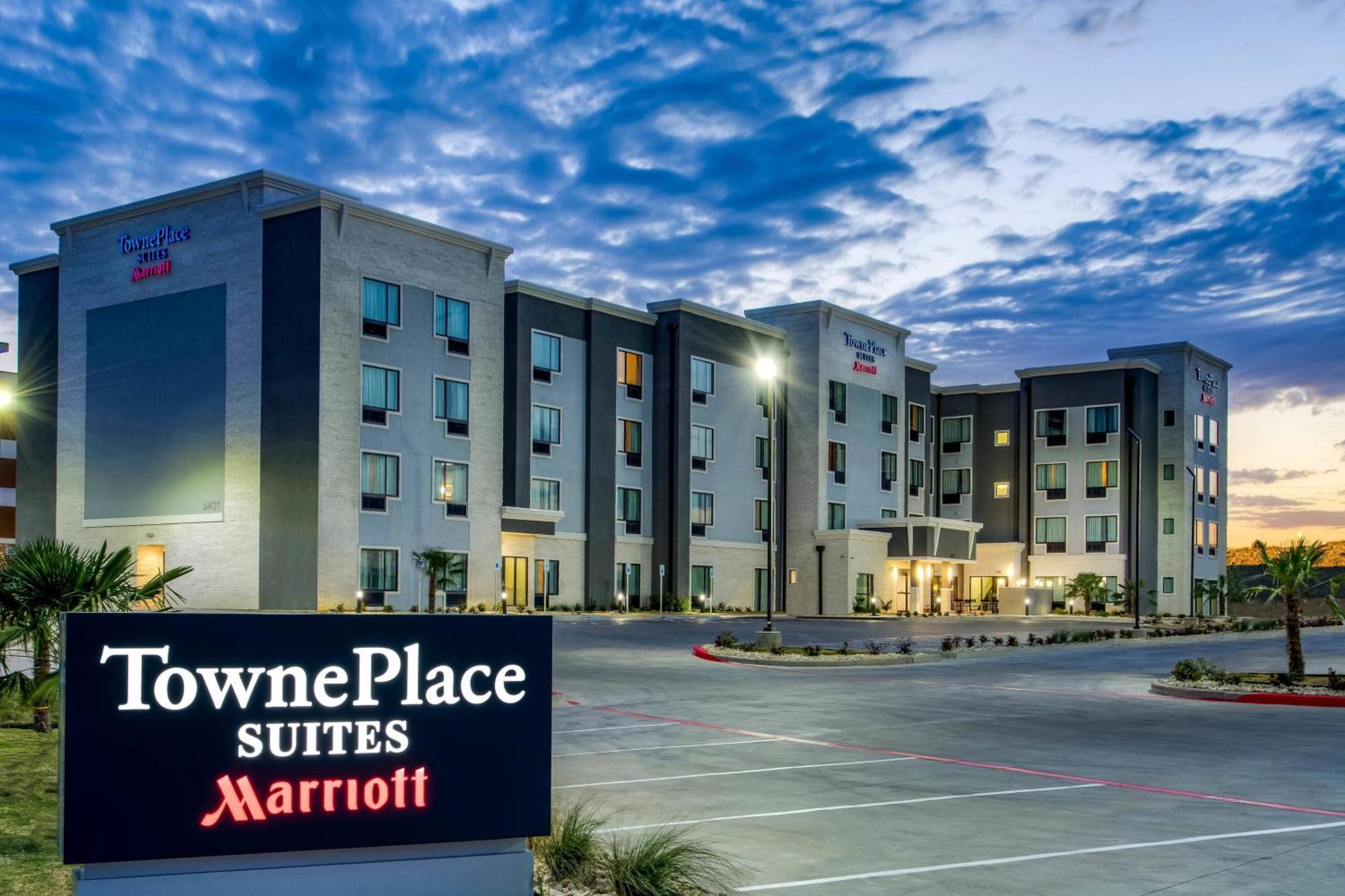 Towneplace Suites By Marriott Waco South Экстерьер фото